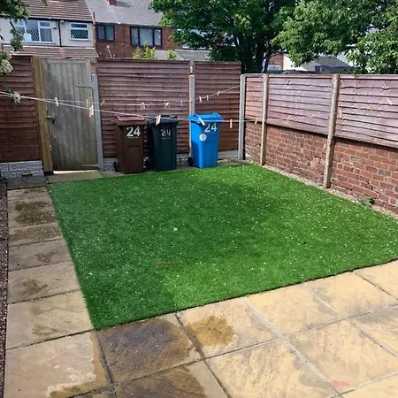 Villa Beautiful House In A Perfect Location à Lytham St Annes Extérieur photo